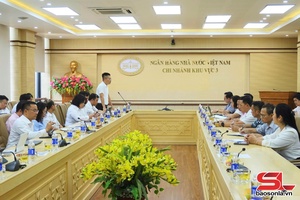 'State Bank of Vietnam Region 3 holds working session with Son La's central wards