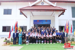 'Paz đại biểu cấp siaz tỉnh Sơn La shuôk, uô hâux lưv ntơưv tỉnh Bò Kẹo