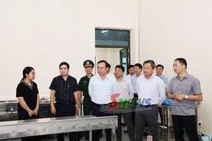Tổng duyệt Lễ dệt lẹo cánh àu khảu chuông hong Trường phổ thông nội trú Tiểu học cánh THCS Yên Sơn