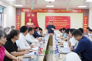 'Zênhx max muôz Yar cơưv nội trú TH-THCS Chiềng Khoong, Mường Hung lok kria ntơưr