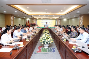 Permanent members of 16th provincial People’s Council meet