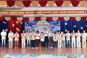 'Mid-Autumn Festival celebration held in Muong Khieng