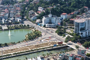 'Son La completes Road 1A, Tay Bac Square flower garden ahead of coffee festival