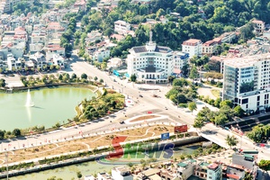 Dệt lẹo ngon tang số 1A, xuần bók Quảng trường Tây Bắc cón Pàng hội cà phê Sơn La tưa thứ xòng