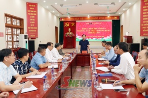 Đồng chí Bí thư Tỉnh ủy dệt vịa cắp xã Chiềng Lao