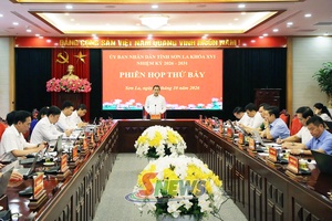 Provincial People’s Committee reviews October socio-economic development