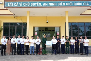 'Sơn La – Hủa Phăn moz siaz siz khov, huôv tsar