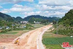 'Đẩy nhanh tiến độ thực hiện các chương trình mục tiêu quốc gia