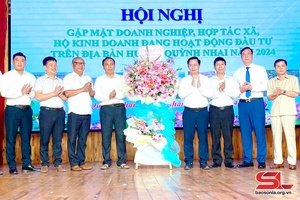 'Cầu nối giữa doanh nghiệp với chính quyền