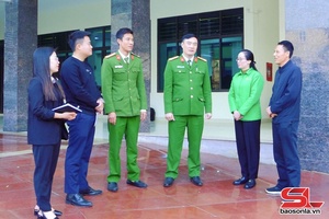 'Mô hình “Tổ taxi tự quản về an ninh trật tự”