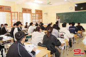 'Nắm vững kiến thức, tự tin bước vào kỳ thi tốt nghiệp THPT