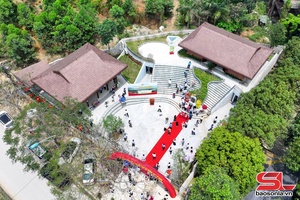 Hành trình “về nguồn” của những người làm báo