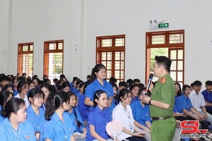 'Ngăn chặn, đẩy lùi ma túy học đường