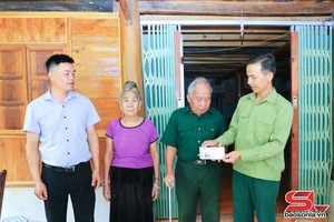 'Trọn nghĩa vẹn tình với người có công