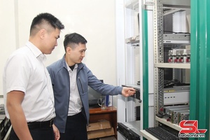 'Đầu tư hạ tầng số, mạng viễn thông băng rộng
