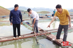 'Đổi thay bản ven hồ