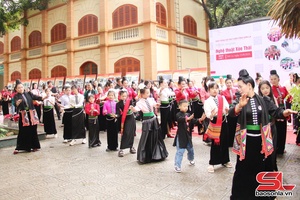 Giữ gìn nét đẹp văn hóa truyền thống giàu bản sắc