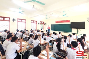 'Trường THCS Ít Ong học tập và làm theo Bác