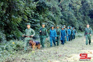 'Bảo vệ vững chắc đường biên, mốc giới