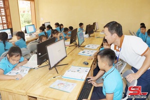 'Chuyển đổi số trong giáo dục