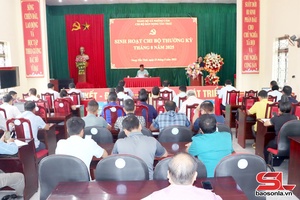 'Chi bộ 10 năm hoàn thành xuất sắc nhiệm vụ