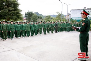 'Giáo dục chính trị tư tưởng cho học sinh, sinh viên