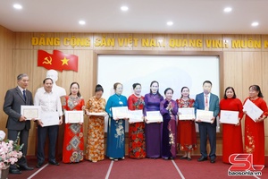 'Gặp mặt cựu giáo chức tiêu biểu nhân Ngày Nhà giáo Việt Nam