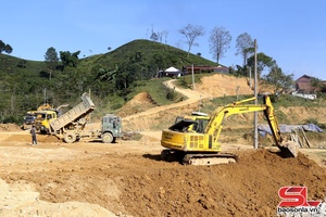 'Đẩy nhanh tiến độ các dự án tái định cư phục vụ cao tốc Hòa Bình - Mộc Châu