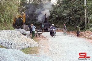 'Nhịp sống mới vùng cao Co Mạ