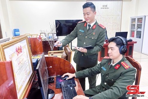 'Bảo vệ nền tảng tư tưởng của Đảng trước thềm Đại hội