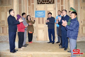 'Chăm lo cho hộ nghèo đón xuân