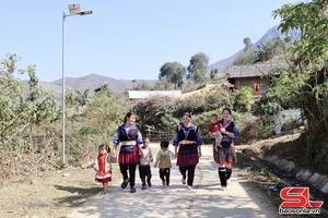 Khâu Pùm nỗ lực vượt khó