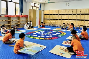 'Trẻ mầm non "Học mà chơi" cùng tiếng Anh