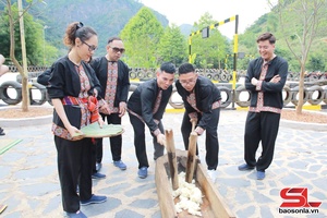 'Xây dựng hệ sinh thái dịch vụ du lịch chuyên nghiệp