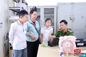 'Phát huy tinh thần trách nhiệm phục vụ nhân dân