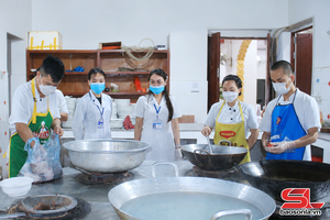 'Siết chặt quản lý vệ sinh an toàn thực phẩm