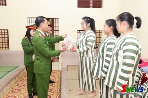 'Đánh thức khát vọng hoàn lương