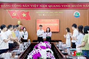 'Khơi nội lực từ mô hình "Đảng bộ cơ sở bốn tốt"