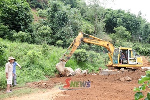 Đường mới về Phiêng Pằn