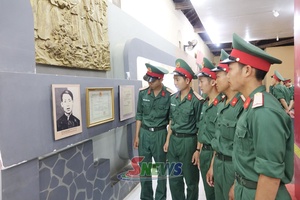 'Phát triển đảng viên mới, nâng cao sức chiến đấu của tổ chức Đảng