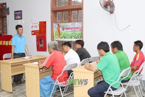 'Ổn định đội ngũ cán bộ mặt trận, đoàn thể sau sáp nhập bản