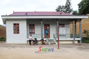 'Bản vùng cao Nong É chuyển mình