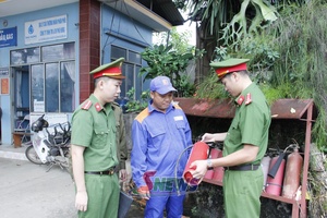 'Đơn vị dẫn đầu phong trào thi đua