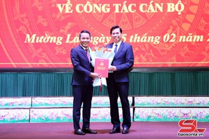 Hội nghị công bố quyết định của Ban Thường vụ Tỉnh ủy về công tác cán bộ tại huyện Mường La