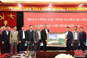 'Đoàn công tác tỉnh Tuyên Quang làm việc tại tỉnh Sơn La