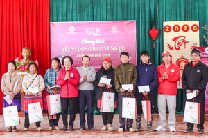 'Chương trình “Tết vì đồng bào vùng lũ”