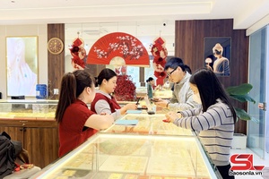 'Nhộn nhịp thị trường vàng Ngày vía Thần Tài