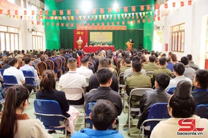 Cử tri đặt niềm tin vào chương trình hành động của các ứng cử viên