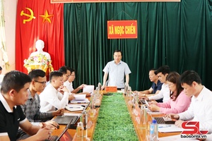 'Đồng chí Phó Chủ tịch Thường trực UBND tỉnh làm việc tại xã Ngọc Chiến