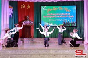 'Giao lưu văn nghệ chào mừng thanh niên lên đường nhập ngũ